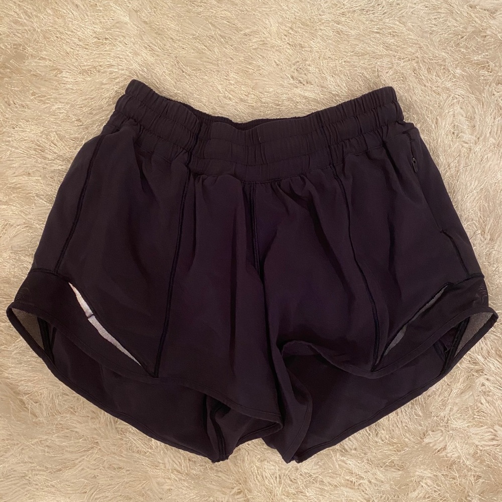 LULULEMON NAVY SHORT